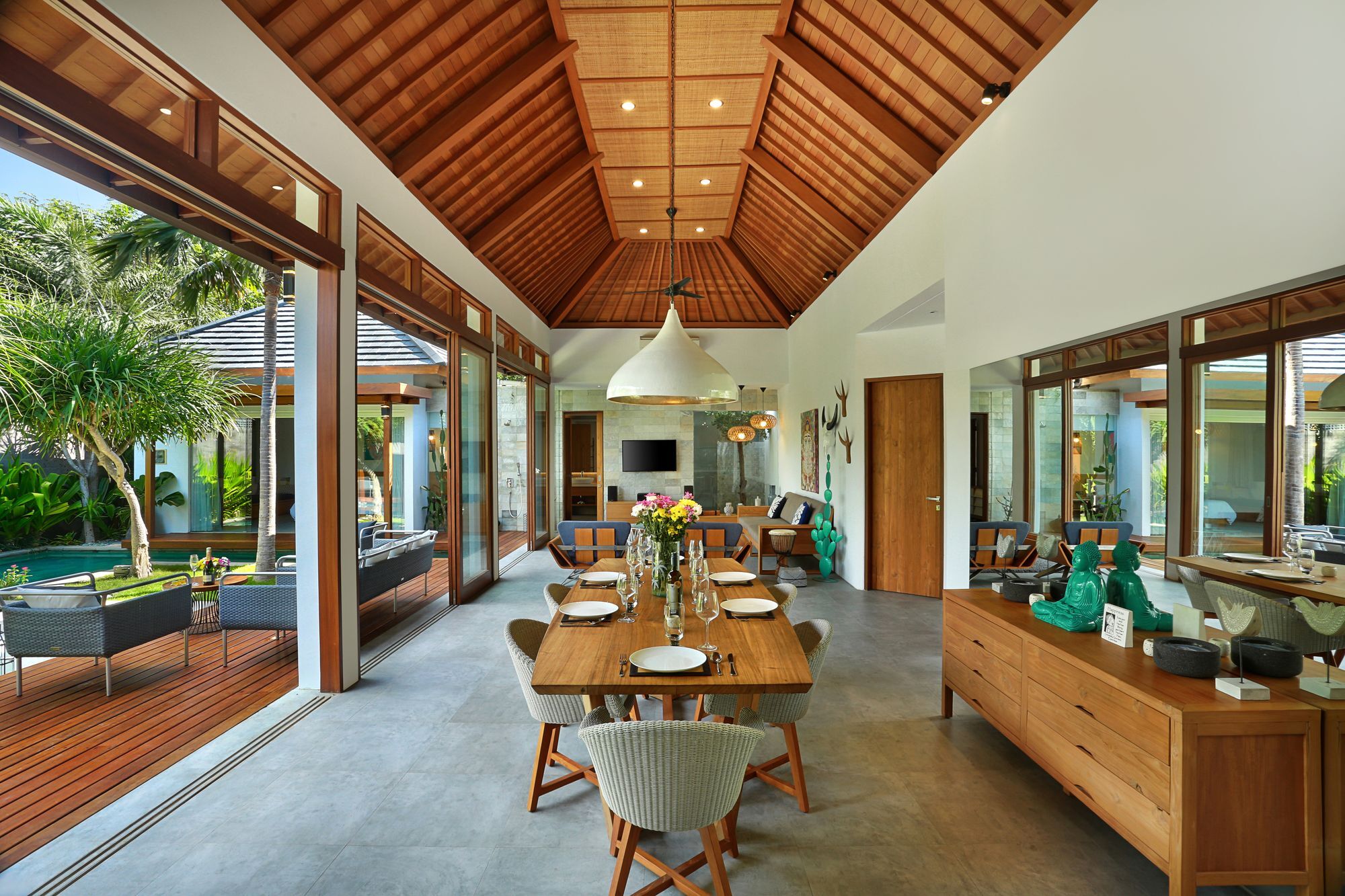 Villa Odyssey Seminyak  Luaran gambar